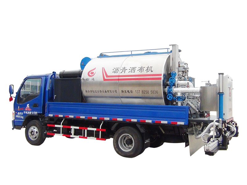 瀝青路面會(huì)由于溫度導(dǎo)致裂縫嗎?